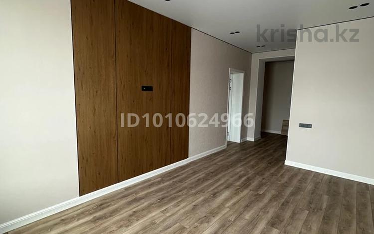 2-бөлмелі пәтер · 65 м² · 5/9 қабат, Шамши Калдаяков 55а, бағасы: 43 млн ₸ в Астане, Сарайшык р-н — фото 2