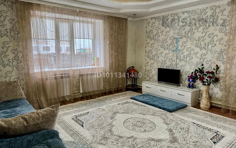 3-бөлмелі пәтер · 78 м² · 1/2 қабат, Ш.Валиханова 56, бағасы: 13.5 млн ₸ в Макинске — фото 2