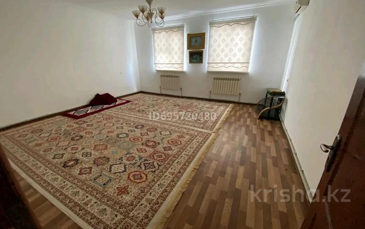 Отдельный дом • 3 комнаты • 90 м² • помесячно, Олжагали куанбаев 60 42-60 за 100 000 〒 в  — фото 2