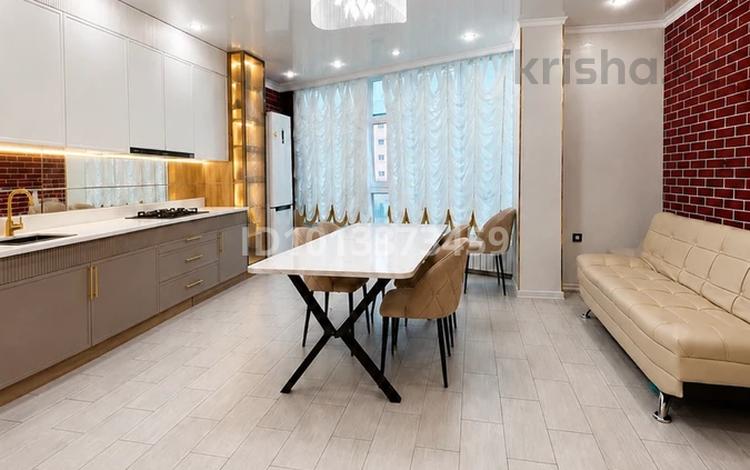 2-бөлмелі пәтер · 88 м² · 7/25 қабат, 11 ш/а. 112в, бағасы: 25.9 млн ₸ в Актобе, мкр 11 — фото 12