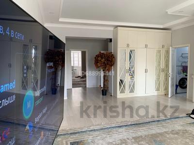 5-комнатная квартира · 176 м² · 4/7 этаж, 27-й мкр 93 — 16 школа за 65 млн 〒 в Актау