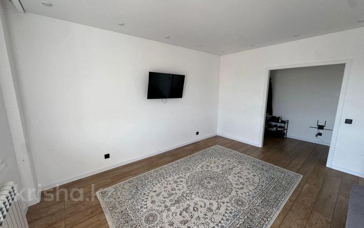 2-бөлмелі пәтер · 70.1 м² · 9/9 қабат, алтын орда, бағасы: 32 млн ₸ в Актобе — фото 11