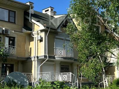 Продажа квартир в Алматы: 4-комнатная квартира · 230 м² · 1/3 этаж, ул Ботанический сад 7 за 370 млн 〒 4-комнатная квартира · 230 м² · 1/3 этаж, ул Ботанический сад 7 за 370 млн 〒 в Алматы, Бостандыкский р-н