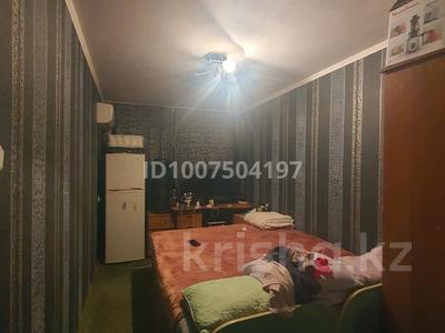 3-бөлмелі пәтер · 59 м² · 4/5 қабат, Жангельдина 10, бағасы: 24 млн ₸ в Шымкенте, Аль-Фарабийский р-н