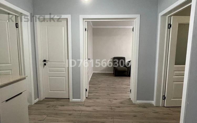 2-бөлмелі пәтер · 60 м² · 4/4 қабат, 8-й микрорайон, Аскарова 29 — Аскарова - Уркимбаева, бағасы: ~ 30 млн ₸ в Шымкенте, Туран р-н — фото 2