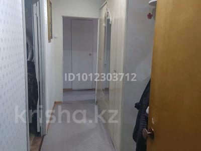 2-бөлмелі пәтер · 56 м² · 1/5 қабат, ул. 40-летия Победы 76/2, бағасы: 9 млн ₸ в Шахтинске