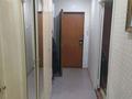 2-бөлмелі пәтер · 56 м² · 1/5 қабат, ул. 40-летия Победы 76/2, бағасы: 9 млн ₸ в Шахтинске — фото 3
