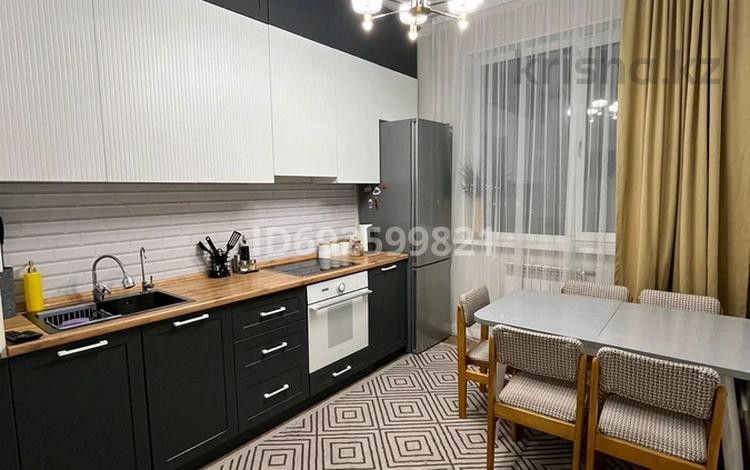 4-бөлмелі пәтер, 120 м², 2/17 қабат ай сайын, Сыганак 6, бағасы: 500 000 〒 в Астане, Нура р-н — фото 11