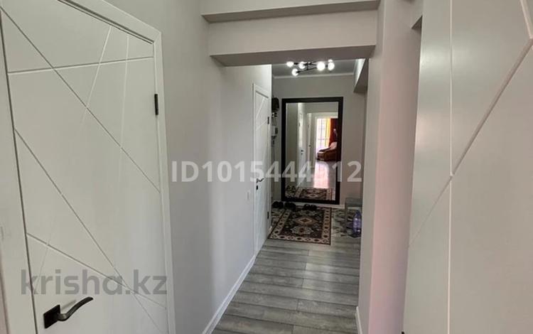 3-бөлмелі пәтер · 64 м² · 8/9 қабат, Думан-2 ш/а., мкрн Думан-2 57, бағасы: 57 млн ₸ в Алматы, Медеуский р-н — фото 2