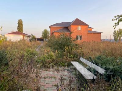 Отдельный дом · 8 комнат · 484 м² · 25 сот., Есет батыра 11 за 43 млн 〒 в Актобе, жилой массив Курайлы