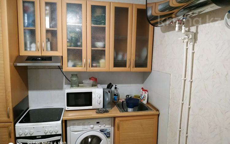 3-бөлмелі пәтер · 59 м² · 3/5 қабат, Бауыржана Момышулы — Ауэзова Бауыржана Момышулы, бағасы: 15.5 млн ₸ в Аксу — фото 14