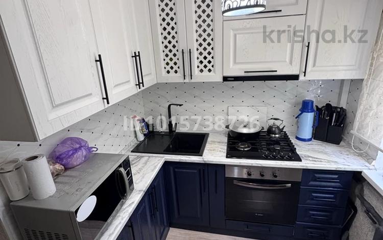 3-комнатная квартира · 60 м² · 1/5 этаж, мкр Новый Город, Ермекова 23 за 32 млн ₸ в Караганде, Казыбек би р-н — фото 2