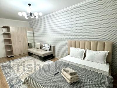 1-бөлмелі пәтер · 36 м² · 8/10 қабат, Кабанбай батыра 46, бағасы: 16 000 ₸ в Астане, Есильский р-н