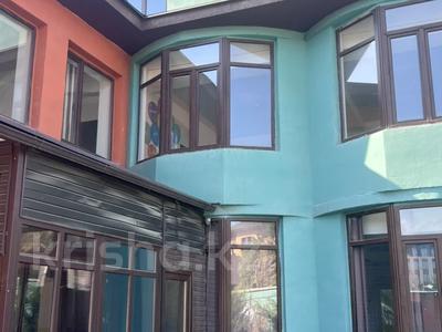 Жеке үй · 10 бөлме · 990 м² · 10 жүзд., Нурпеисова 229, бағасы: 160 млн ₸ в Алматы, Ауэзовский р-н