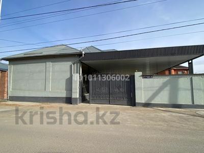 Жеке үй · 12 бөлме · 400 м² · 8 сот., Алкей маргулан 4, бағасы: 90 млн ₸ в 