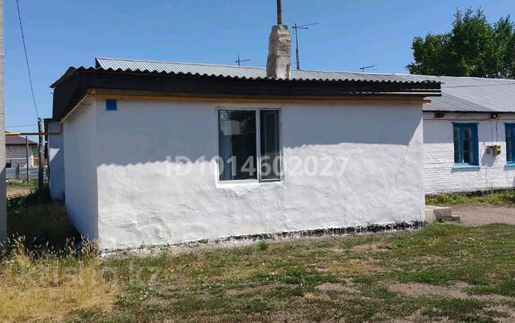 Отдельный дом · 3 комнаты · 200 м² · 8 сот., М. Досаев 29/4 — Нурмаркет магазин за 15 млн ₸ в Талапкер  — фото 2