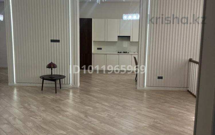 Жеке үй · 5 бөлме · 270 м² · 7 жүзд., Мкр. Хан Тенгри 81, бағасы: 195 млн ₸ в Алматы, Бостандыкский р-н — фото 2