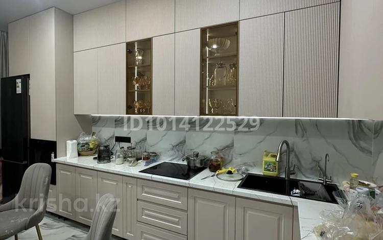 3-бөлмелі пәтер · 80 м² · 7/12 қабат, Тастақ-1 ш/а., Райымбека 348/1 к1-7, бағасы: 65 млн ₸ в Алматы, Ауэзовский р-н — фото 2