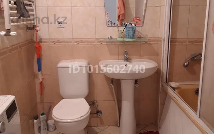 2-комнатная квартира · 63 м² · 7/9 этаж, мкр Аккент 43 за 30 млн ₸ в Алматы, Алатауский р-н — фото 2
