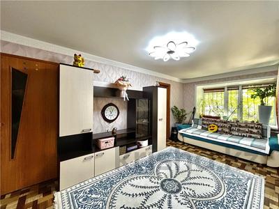 3-комнатная квартира · 42 м² · 1/5 этаж, мкр Новый Город, Пичугина — Ерубаева за 16 млн ₸ в Караганде, Казыбек би р-н