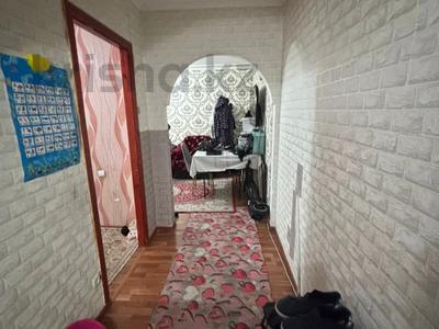 2-бөлмелі пәтер · 42 м² · 1/5 қабат, Самал 35, бағасы: 12.5 млн ₸ в Талдыкоргане, мкр Самал