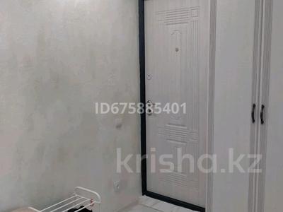 Пәтерлер в Улытау обл.: 3-бөлмелі пәтер · 63 м² · 1/5 қабат, Есенберлина 37, бағасы: 20 млн 〒 3-бөлмелі пәтер · 63 м² · 1/5 қабат, Есенберлина 37, бағасы: 20 млн 〒 в Жезказгане