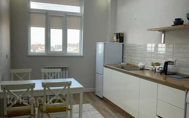 1-комнатная квартира · 50 м² · 13/16 этаж, 17-й мкр 54 за 19.5 млн ₸ в Актау — фото 3
