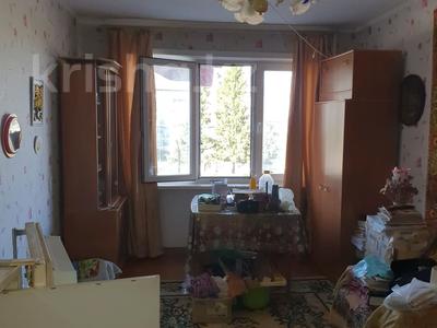 Продажа квартир в Восточно-Казахстанской обл.: 2-комнатная квартира · 44 м² · 2/5 этаж, Площадь Абая 11 за 15 млн 〒 2-комнатная квартира · 44 м² · 2/5 этаж, Площадь Абая 11 за 15 млн 〒 в им. Касыма кайсеновой
