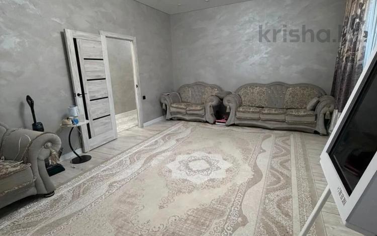 3-бөлмелі пәтер · 101.5 м² · 1/9 қабат, Кайрбекова 399/2, бағасы: 44 млн ₸ в Костанае — фото 2