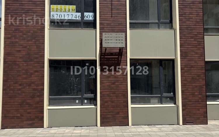 1-комнатная квартира · 40 м² · 2/9 этаж, Е 496 8 за 32 млн ₸ в Астане, Есильский р-н — фото 2