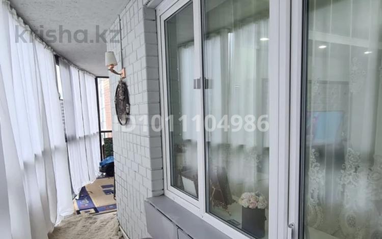 3-бөлмелі пәтер · 77.3 м² · 5/10 қабат, Казыбек Би 42, бағасы: 60 млн ₸ в Усть-Каменогорске — фото 2