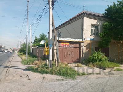 Жеке үй · 12 бөлме · 400 м² · 8.5 жүзд., Жайлау ш/а, Буркитбаева 54, бағасы: 89 млн ₸ в Шымкенте, Абайский р-н