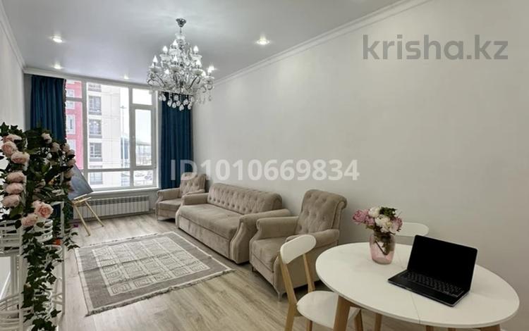 3-бөлмелі пәтер · 102 м² · 4/12 қабат, Кабанбай батыра 45/3, бағасы: 81 млн ₸ в Астане, Нура р-н — фото 2