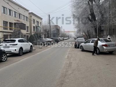 Свободное назначение, офисы, магазины и бутики, салоны красоты, медцентры и аптеки, образование · 50 м² за 250 000 〒 в Каскелене