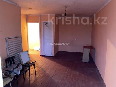 1-комнатная квартира, 32 м², 4/5 этаж, Чернышевского 102 за 4.4 млн 〒 в Темиртау