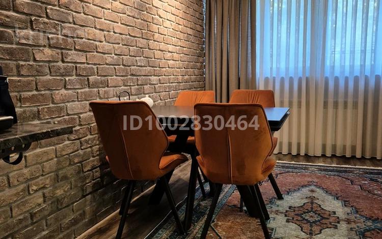 2-комнатная квартира · 64 м² · 1/3 этаж, Ахметова 32 — Аэропорта за 500 000 〒 в Алматы, Турксибский р-н — фото 2