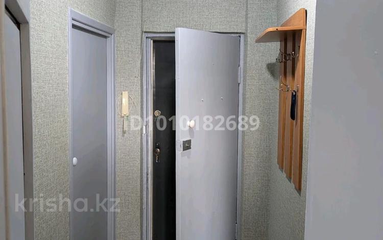 1-комнатная квартира · 40 м² · 5/5 этаж, Розыбакиева 94 за 200 000 〒 в Алматы, Алмалинский р-н — фото 2