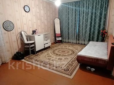 Продажа квартир в Актюбинской обл.: 1-комнатная квартира · 30.1 м² · 1/5 этаж, мкр Жилгородок, Абубакира Кердери за 7.3 млн 〒 1-комнатная квартира · 30.1 м² · 1/5 этаж, мкр Жилгородок, Абубакира Кердери за 7.3 млн 〒 в Актобе