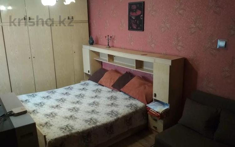 1-комнатная квартира · 31 м² · 3/5 этаж, мкр №5, Алтынсарина 10 — проспект Абая за 10 000 ₸ в Алматы, Ауэзовский р-н — фото 3