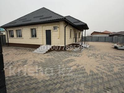 Отдельный дом · 7 комнат · 180 м² · 8 сот., Алатау 14 за 800 000 〒