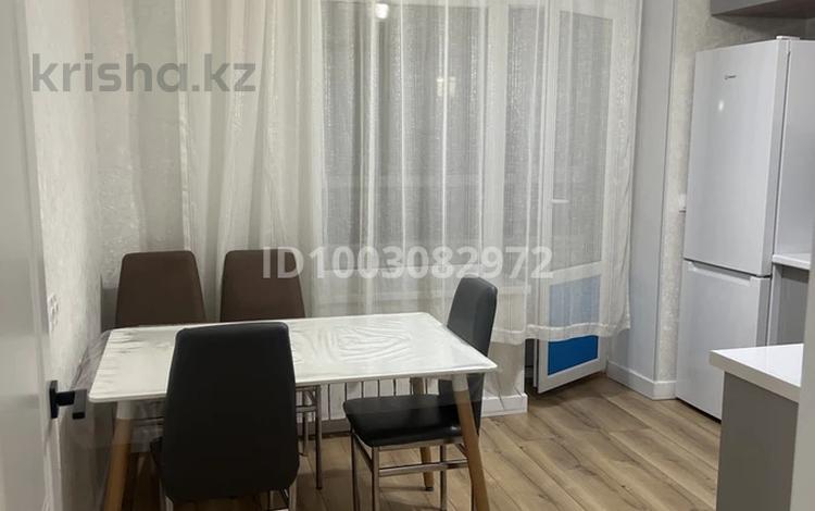 2-комнатная квартира · 60 м² · 2/9 этаж, Керей жанибек хандар 40 за 360 000 〒 в Астане, Есильский р-н — фото 2