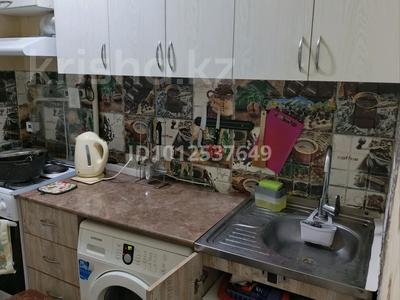 2-бөлмелі пәтер · 47.6 м² · 4/5 қабат, Майкудук, Майкудук, 18й микрорайон 1 — Возле Магазина Светофор по Бабушкина, бағасы: 10.2 млн ₸ в Караганде, Алихана Бокейханова р-н