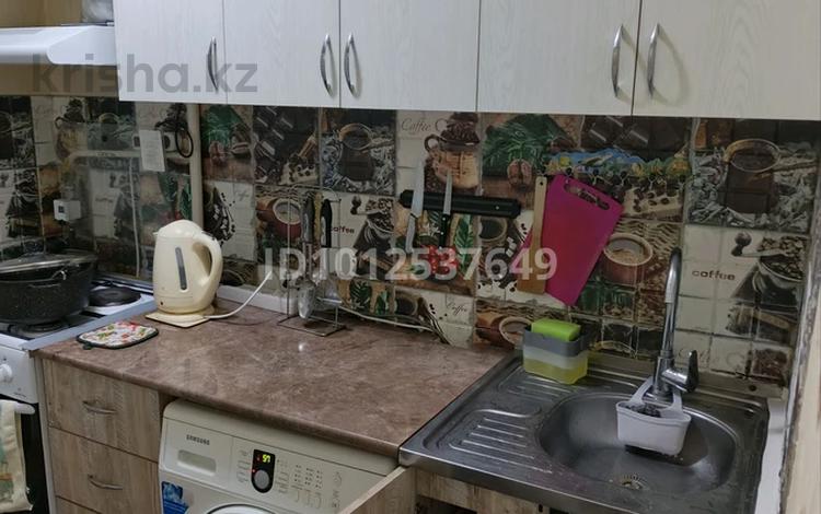 2-бөлмелі пәтер · 47.6 м² · 4/5 қабат, Майкудук, Майкудук, 18й микрорайон 1 — Возле Магазина Светофор по Бабушкина, бағасы: 10.2 млн ₸ в Караганде, Алихана Бокейханова р-н — фото 2