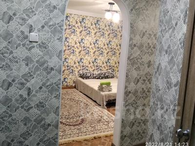 1-бөлмелі пәтер · 30 м² · 1/5 қабат, мкр 8, бағасы: 7 000 ₸ в Актобе