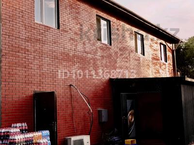 Жеке үй · 4 бөлме · 400 м² · 8 сот., мкр Боралдай (Бурундай), Барыс 117, бағасы: 195 млн ₸ в Алматы, Алатауский р-н