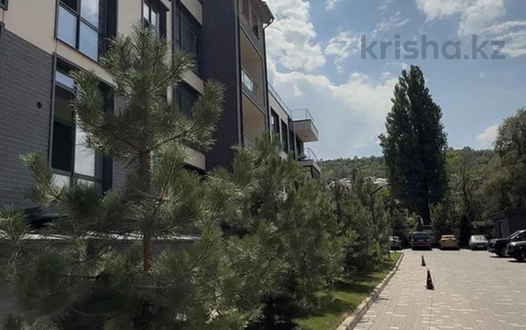 7-бөлмелі пәтер · 299 м² · 1/3 қабат, Жамакаева 252, бағасы: 268 млн ₸ в Алматы, Медеуский р-н — фото 2