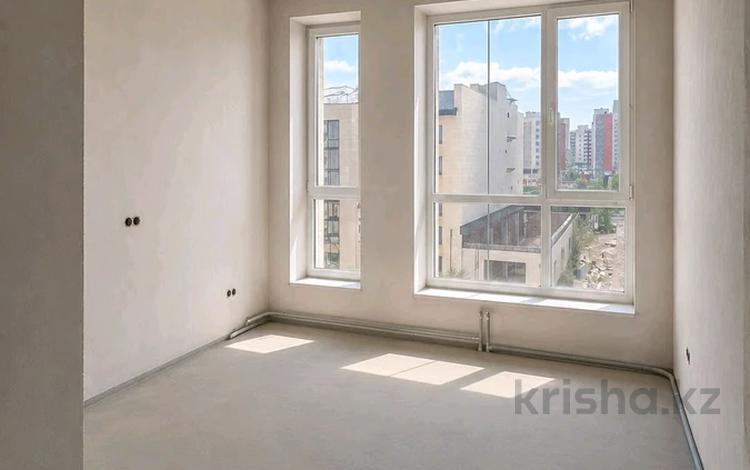 1-комнатная квартира · 50 м² · 9/9 этаж, Мустафа Шокай 2 за 17.5 млн ₸ в Астане, Сарайшык р-н — фото 3