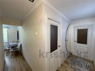2-бөлмелі пәтер · 43 м² · 3/5 қабат, Жаңа қала ш/а., Абдирова, бағасы: 21.5 млн ₸ в Караганде, Казыбек би р-н