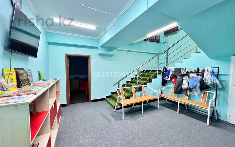 Свободное назначение · 191.8 м² за 570 000 ₸ в Алматы, Ауэзовский р-н — фото 3