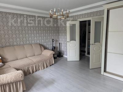 3-бөлмелі пәтер · 71.4 м² · 1/5 қабат, Жумабаева, бағасы: 42 млн ₸ в Семее